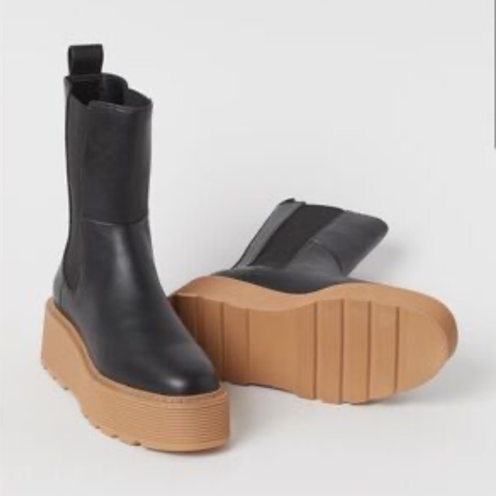 H&M black platform chunky mid calf boots size 5.5
